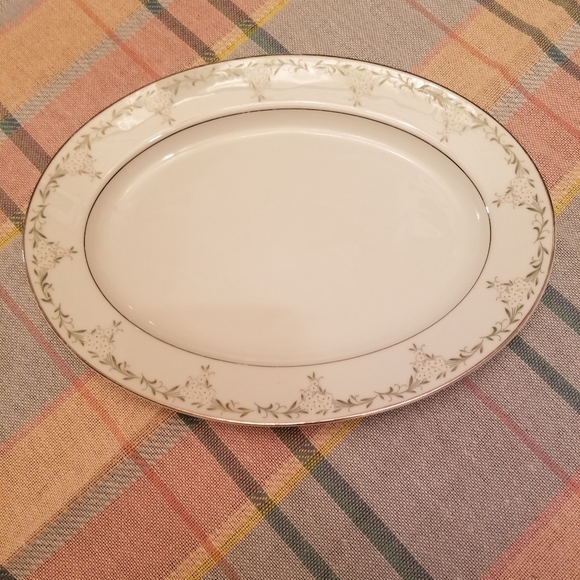 Other - Rose China Retired Elisa Platter